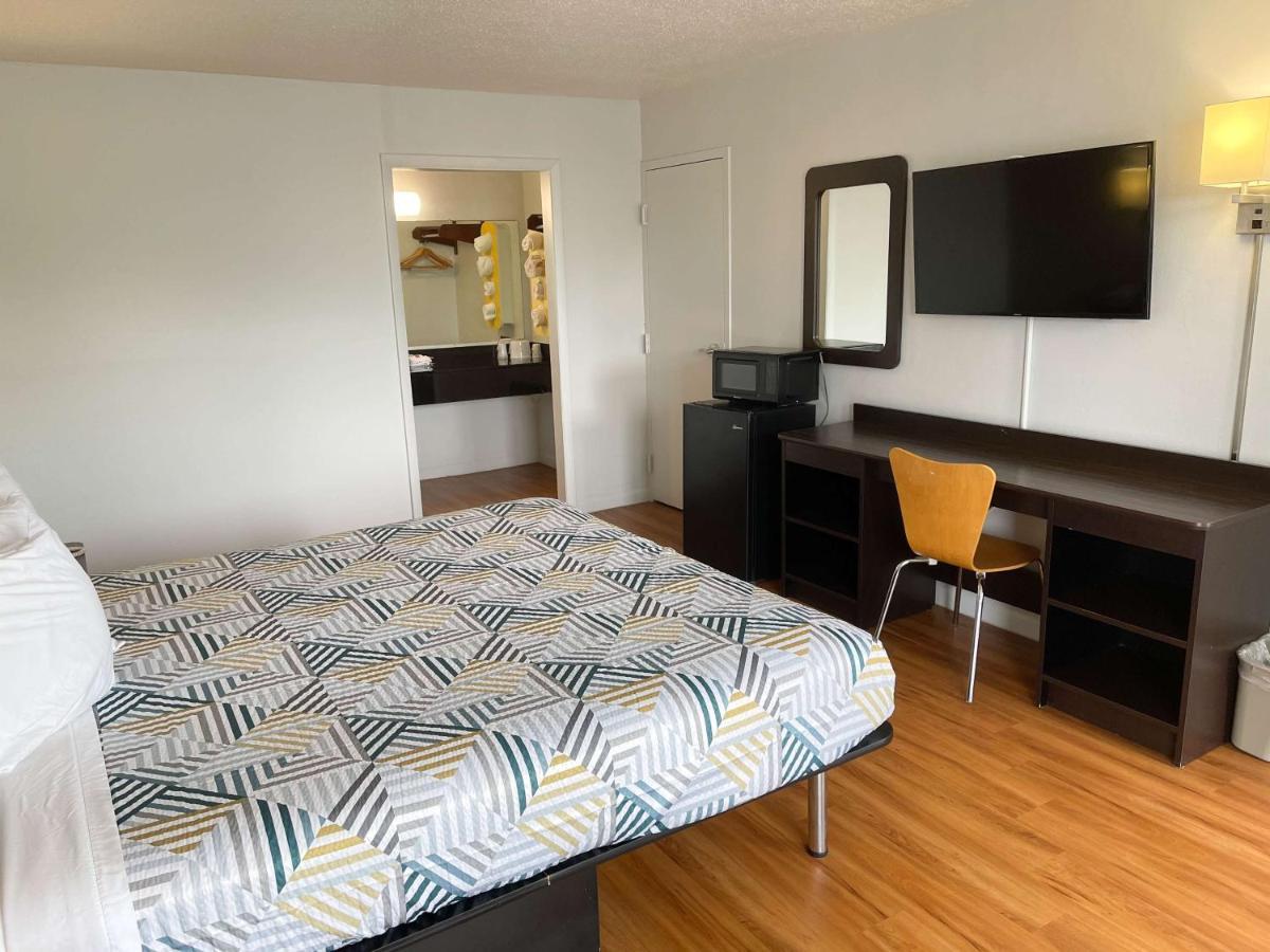 Motel 6-Troy, Oh Екстериор снимка